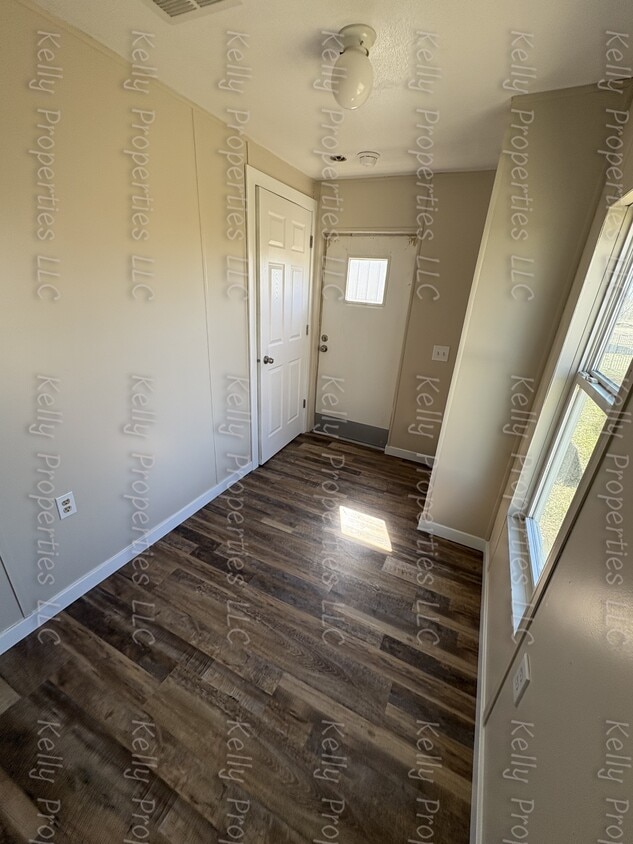 Foto del edificio - 510 33rd Ave NW