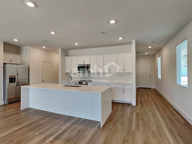 Building Photo - 8104 Winterfell Peak Ave