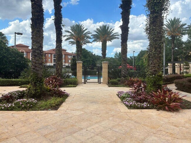 Foto del edificio - 6149 Metrowest Blvd