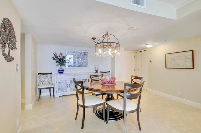 Building Photo - 3000 N Ocean Dr
