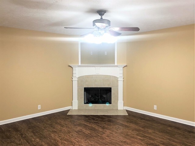 Building Photo - 3139 Hardwood Drive