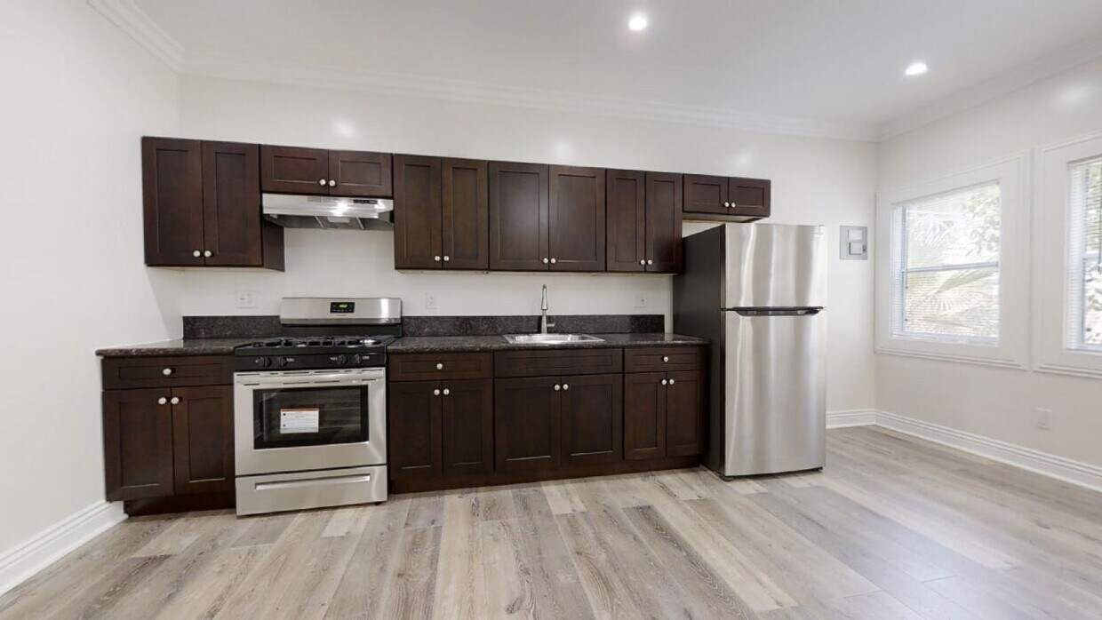 Foto principal - 507 Loma Dr