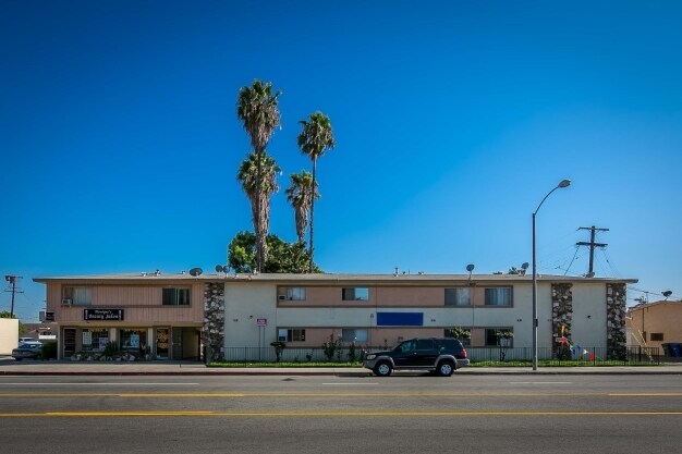 Foto del edificio - Ramona Apartments