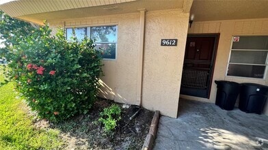 Building Photo - 9612 Valencia Cove