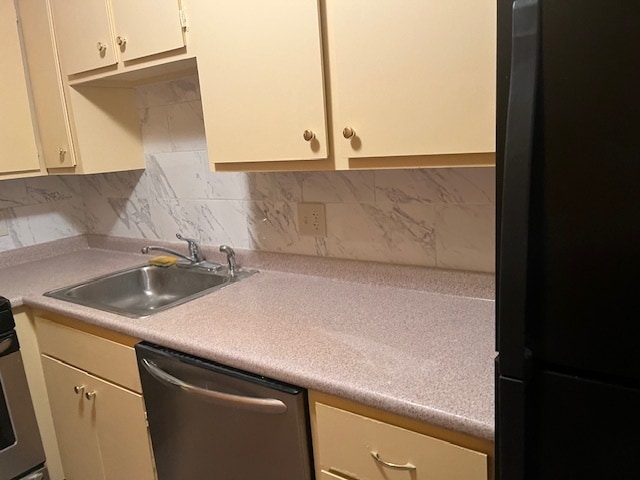 Building Photo - Unit 37