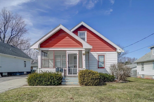Building Photo - 726 N Fair Oaks Ave