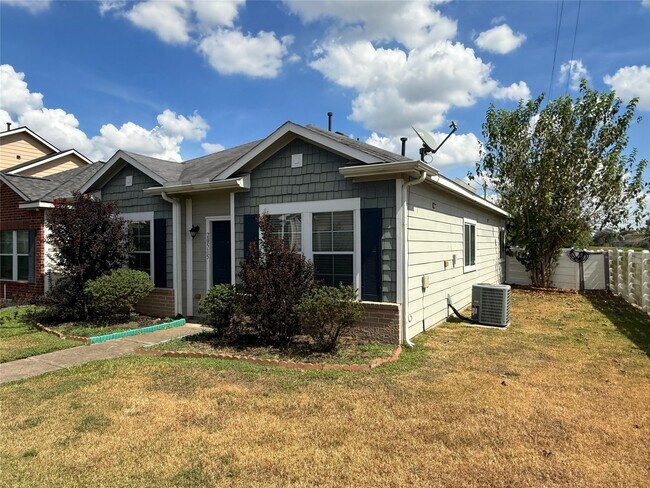 Foto del edificio - 20515 Sycamore Crest Ln