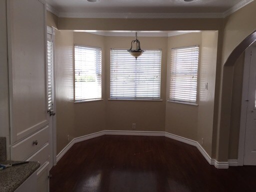 Building Photo - 132 E Orangethorpe Ave