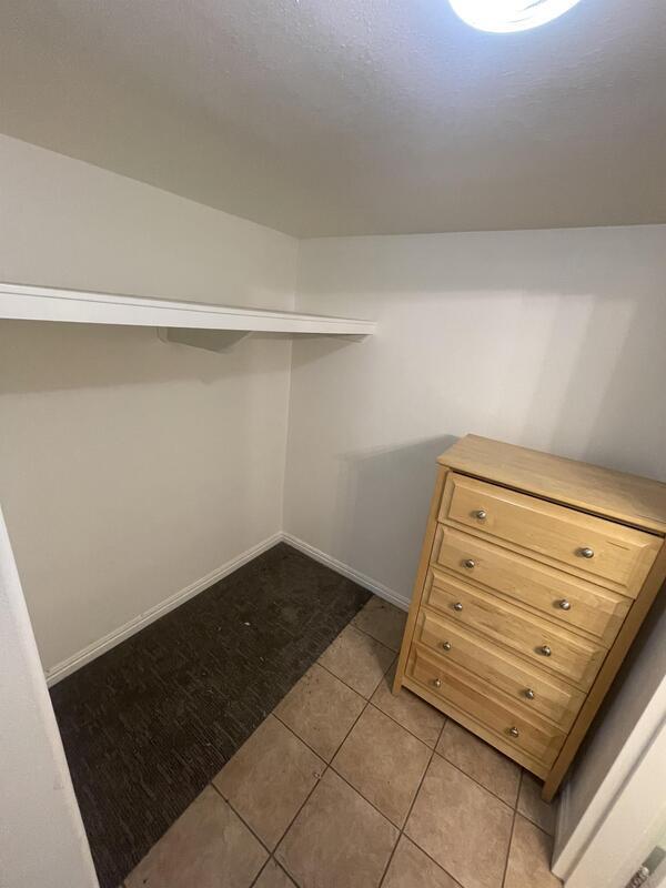 Foto del edificio - 1675 S State St