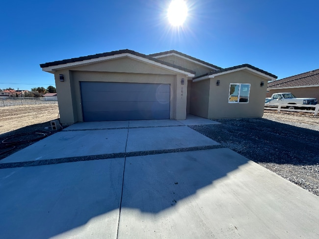 Building Photo - 2544 S Mount Charleston Dr