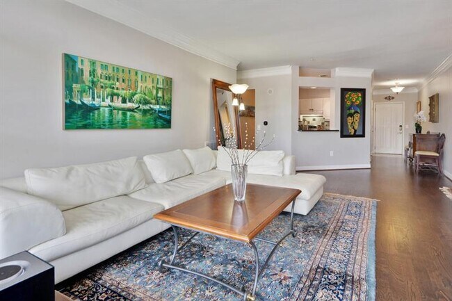 Foto del edificio - 3334 Peachtree Rd NE