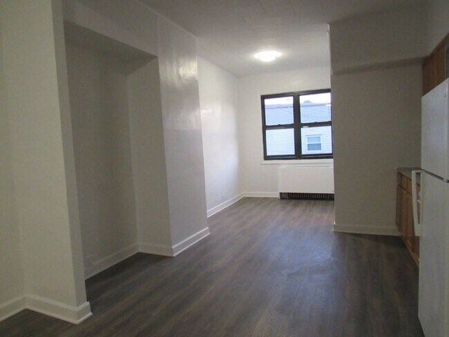 Foto del edificio - 5-14 Grandview Ave