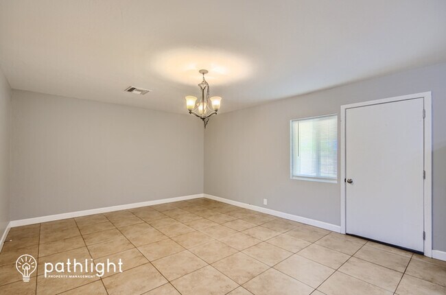 Building Photo - 220 S Hill, Mesa, AZ, 85204