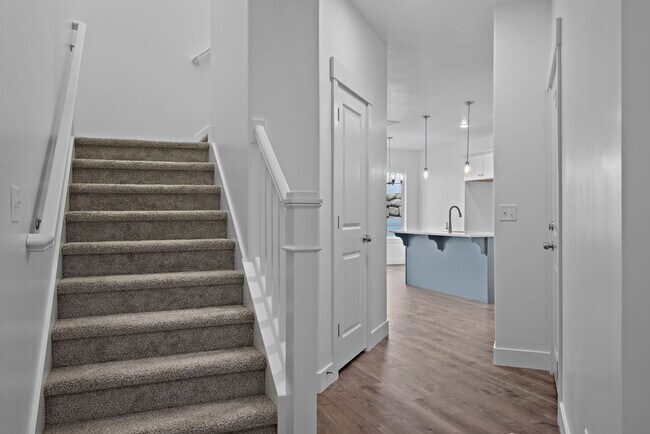 Building Photo - 662 S 4500 S
