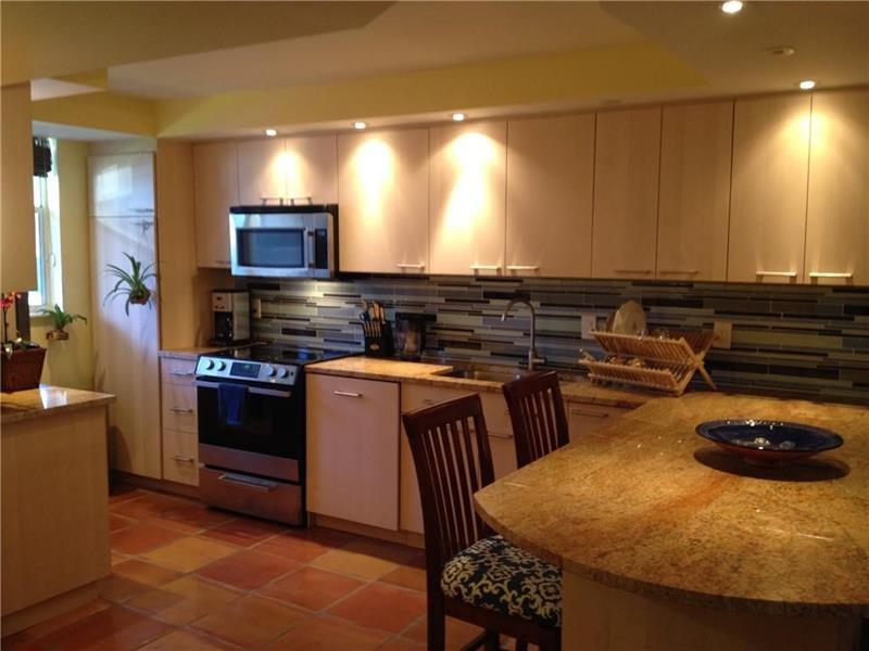 Foto principal - 5300 NE 24th Terrace