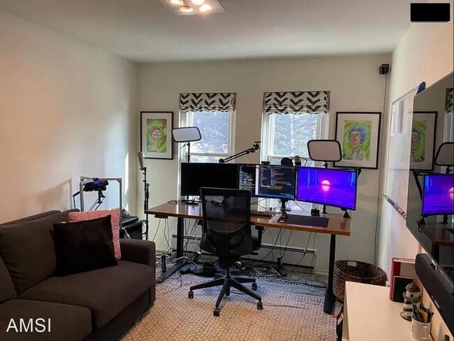 Building Photo - 2 br, 2 bath House - 445 Upper Terrace #8