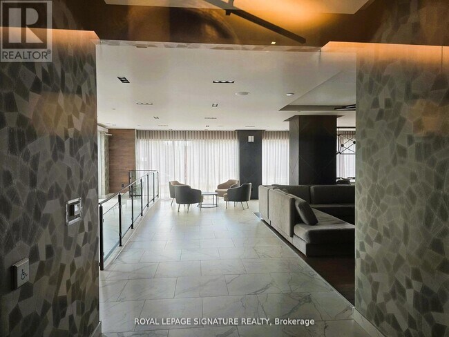 Building Photo - 275 Village Green Square