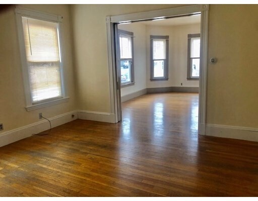 Foto del edificio - 233 Washington St