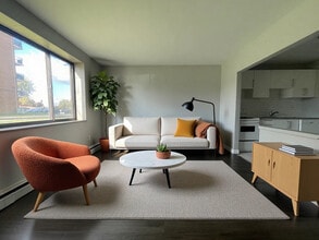 Building Photo - 50 Mohawk Rd W