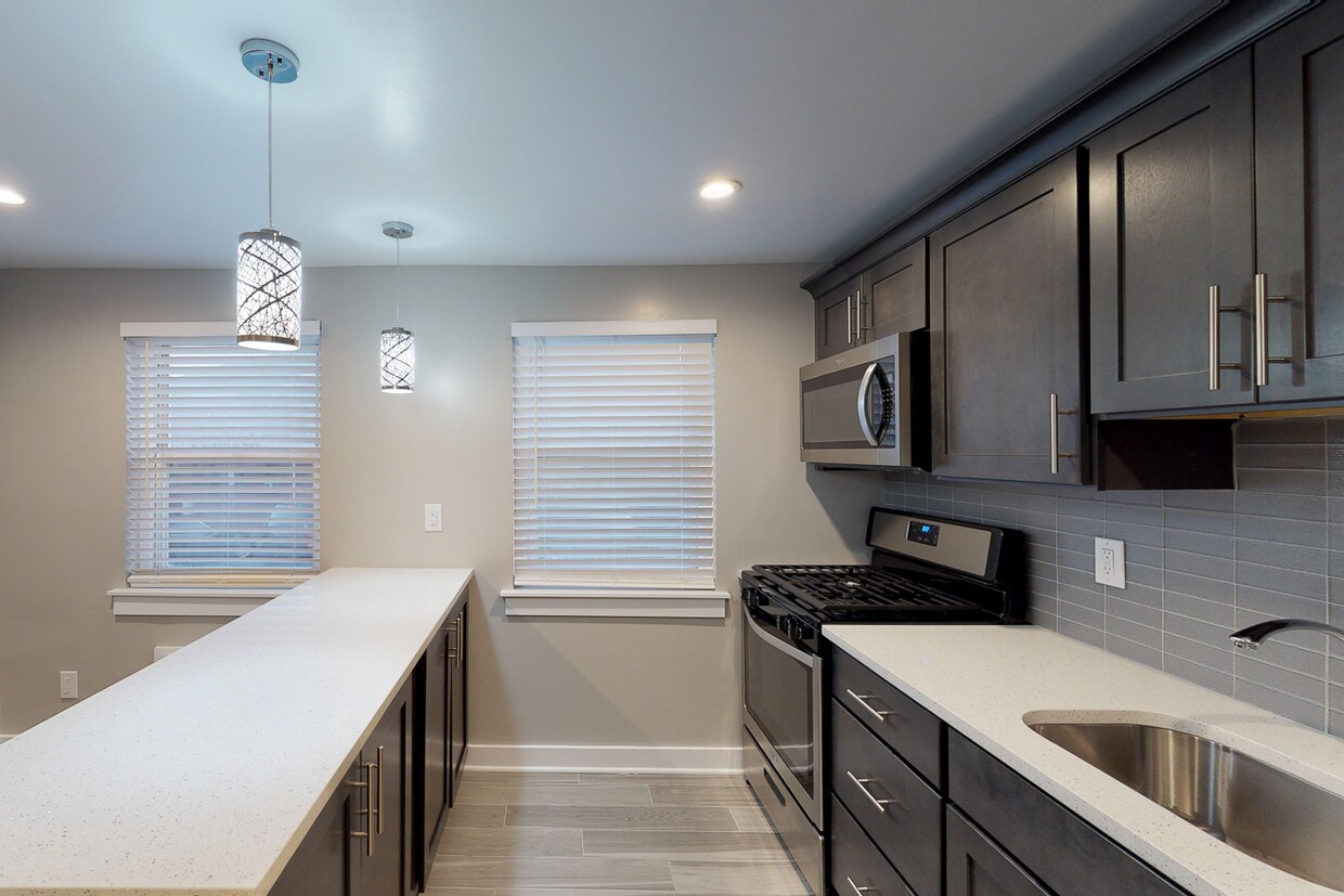 Essex Gardens Apartments in Maywood, NJ