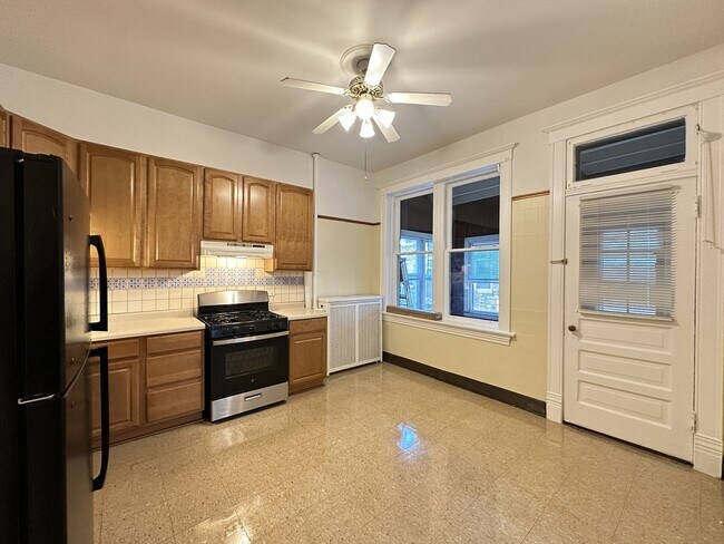 Foto del edificio - 2116 W Concord Pl