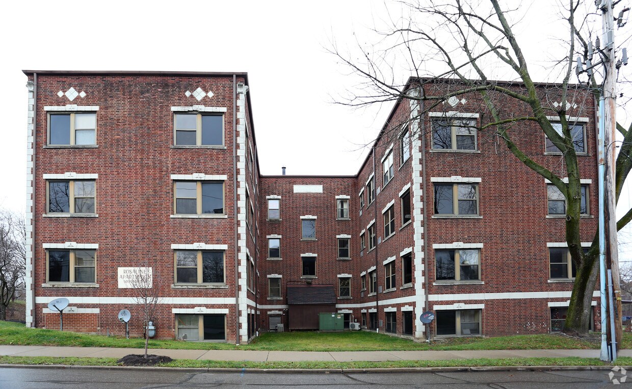 Foto del edificio - Rosaline Apartments
