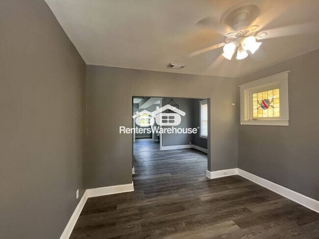 Photo - 2502 Halcyon Ave House