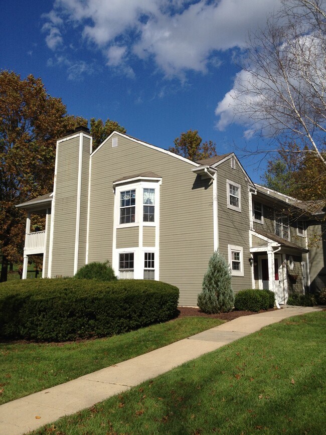Exterior - 704 Scotch Way