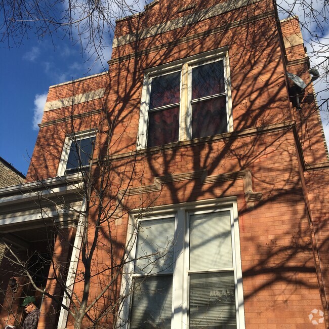 Building Photo - 1629 N Kedvale Ave
