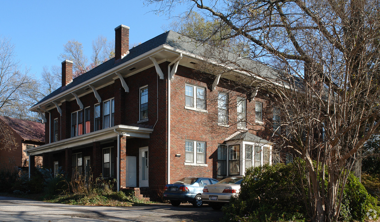 Building Photo - 901 N Mangum St