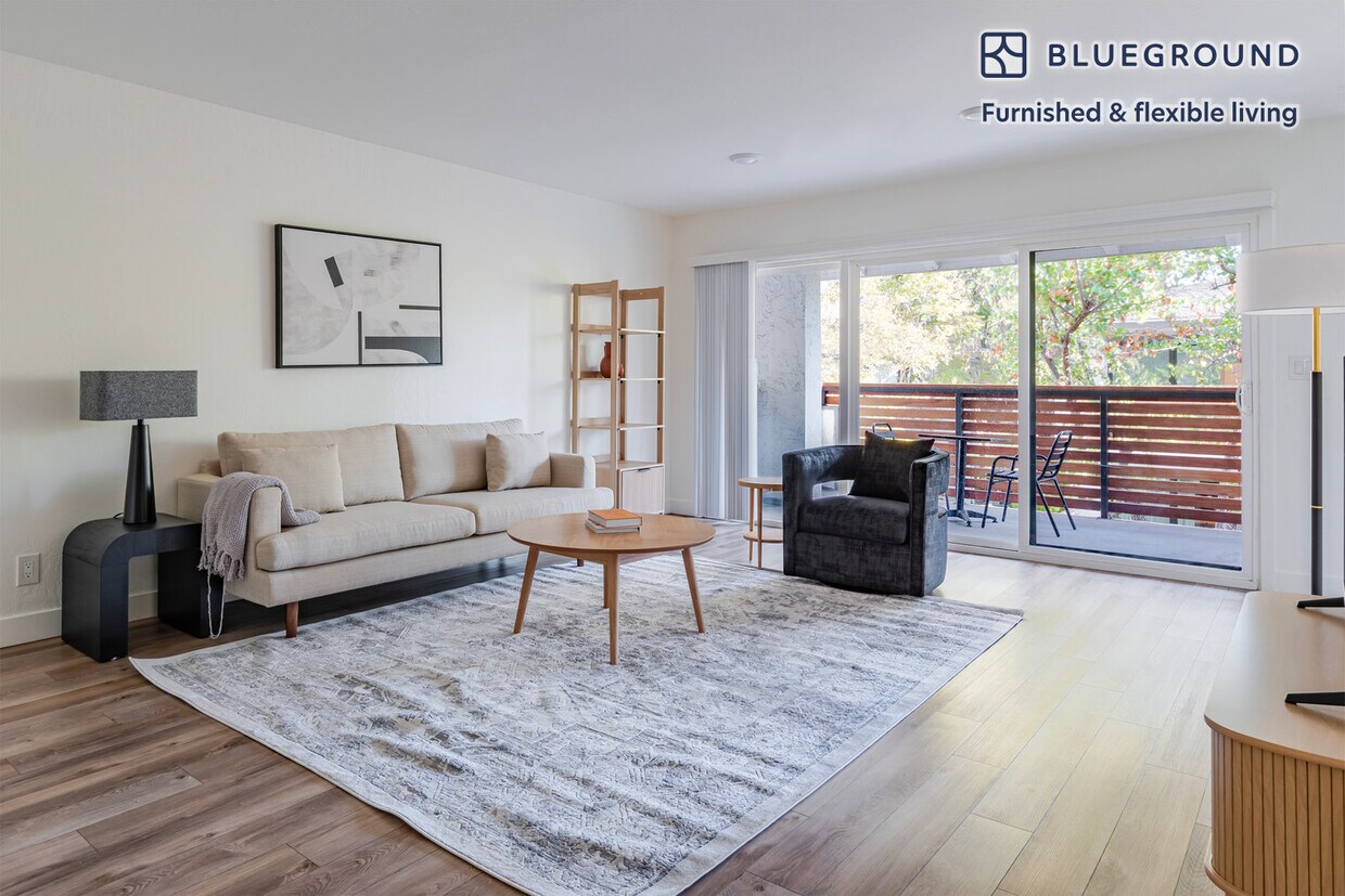 Foto principal - 20200 Lucille Ave
