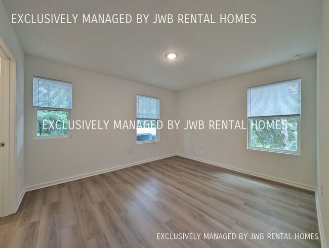 Foto del edificio - 1478 Mason Ave