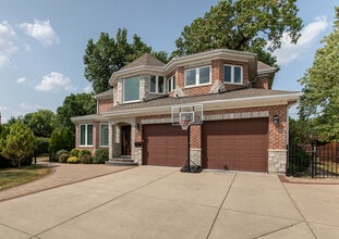 Building Photo - 1184 Prospect Ln