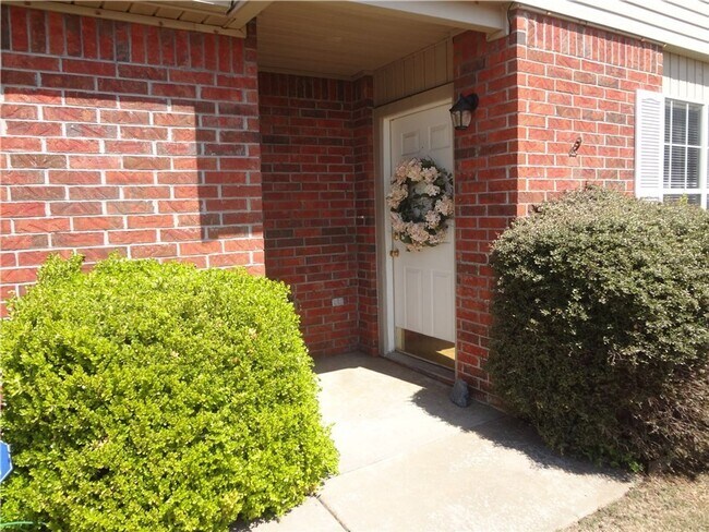 Foto del edificio - Updated 3-bedroom 2 bath home in Fayettevi...