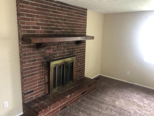 Foto del edificio - 2838 S Ingram Mill Rd