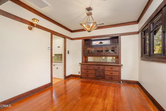 Building Photo - 845 S Los Robles Ave