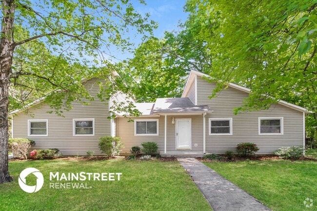 Building Photo - 3012 Manchester Dr