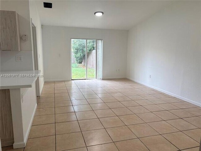 Building Photo - 11537 Louis St