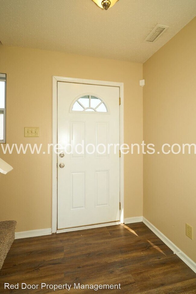 Building Photo - 4 br, 2.5 bath House - 3326 Brandenburg Blvd
