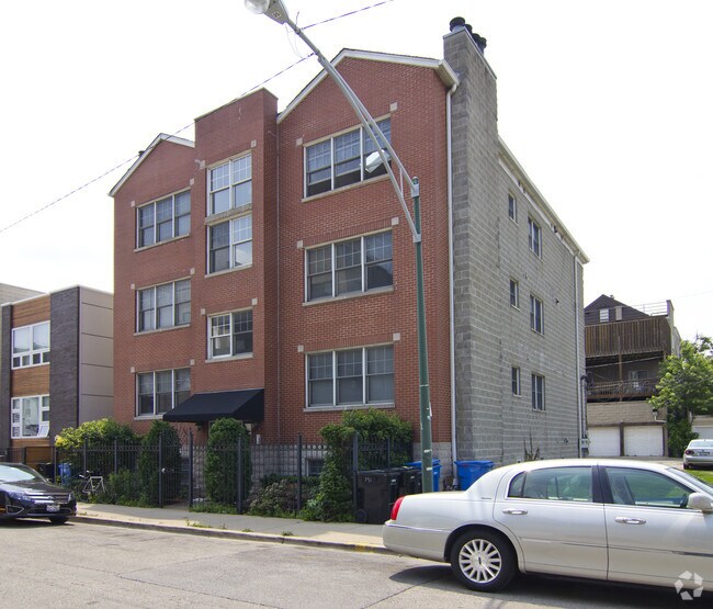 Foto del edificio - 1535 W Pearson St