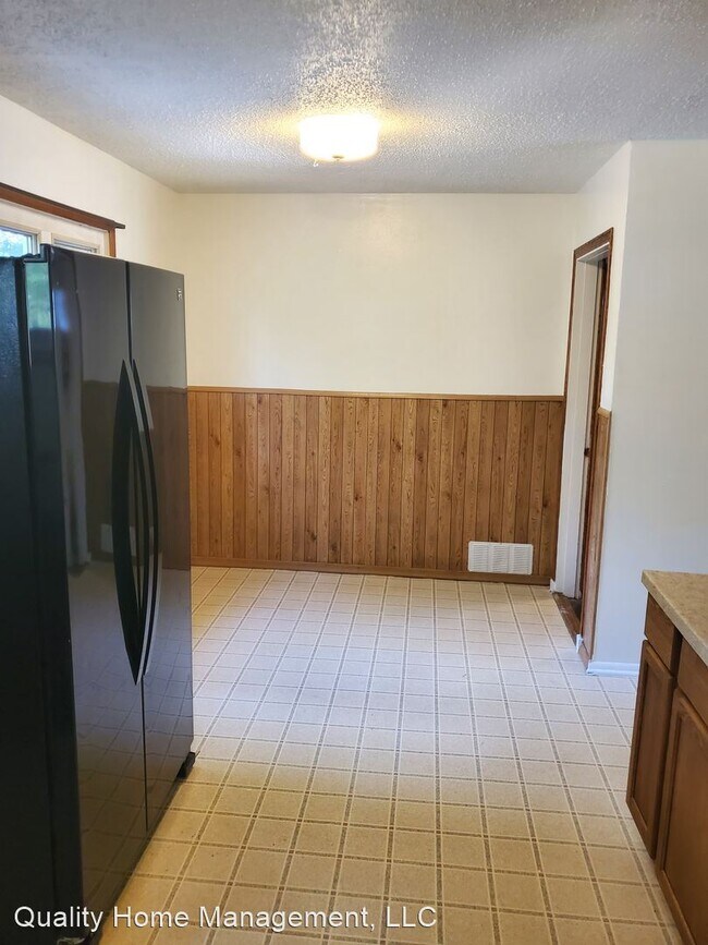 Foto del edificio - 3 br, 1 bath House - 1213 W. 12 St.
