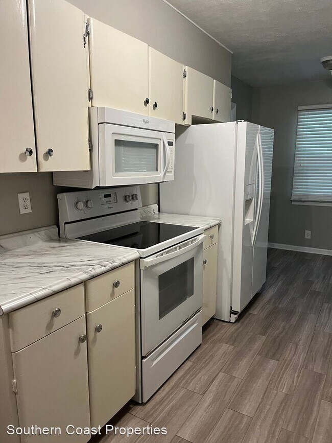 Building Photo - 3 br, 2 bath House - 109 Harrison Drive