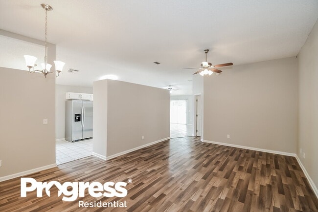 Foto del edificio - 7547 Ginger Tea Trail W