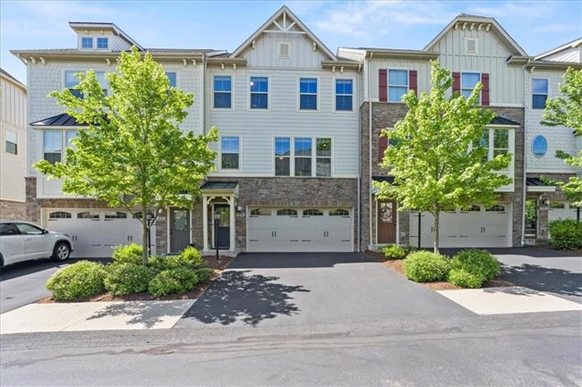 Building Photo - 874 Beacon Ln