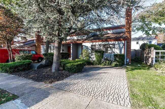 Foto del edificio - 35 B S Norwood Rd