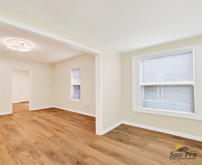 Foto del edificio - 213 Live Oak Ave