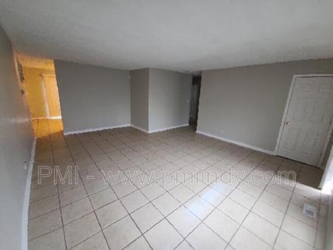 Building Photo - 3673 Celtic Dr