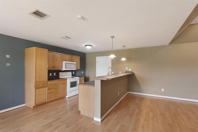 Foto del edificio - 1822 Sharon Dr