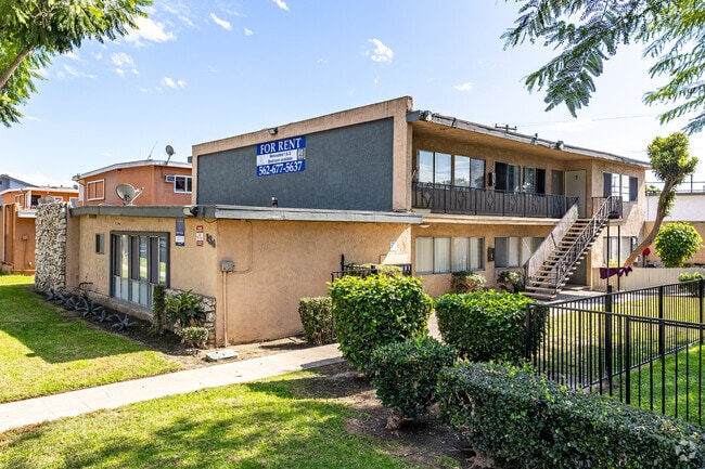 Foto del edificio - 134 E. Wakefield Ave.