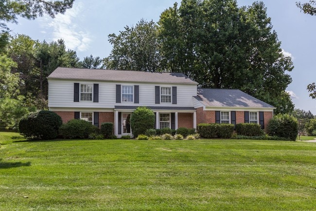 Building Photo - 8804 Falls Chapel Way